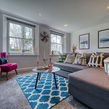 2 Bedroom Stylish Spacious Apt, Sleeps 6, Central Cheltenham, With Free Parking - By Blue Puffin Stays Eksteriør bilde