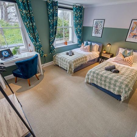 2 Bedroom Stylish Spacious Apt, Sleeps 6, Central Cheltenham, With Free Parking - By Blue Puffin Stays Eksteriør bilde